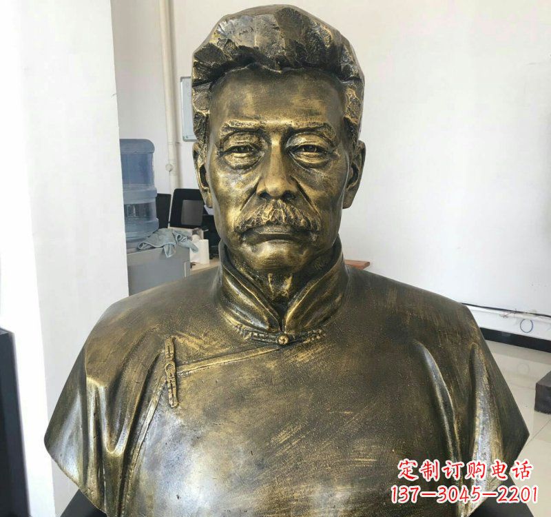 重庆鲁迅铜雕:给您带来全新的珍藏体验