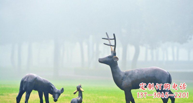 重庆鹿一家动物铜雕