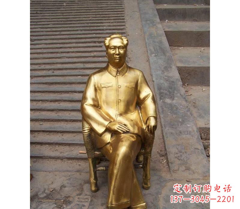重庆毛泽东伟人铜雕纪念像