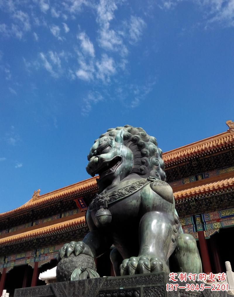 重庆门口铜雕狮子