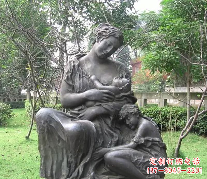 重庆铸造母爱——母亲铜雕塑