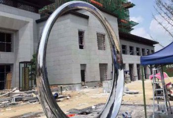 重庆精致典雅的镜面不锈钢圆环雕塑