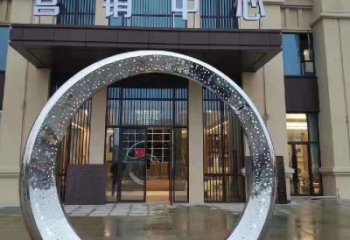 重庆镜面时尚圆环不锈钢雕塑