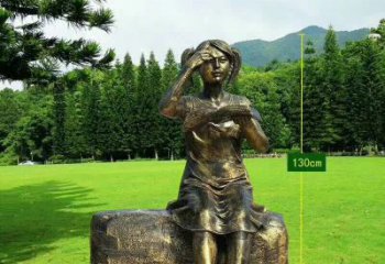 重庆精美的女孩铜雕塑，展现活力与青春