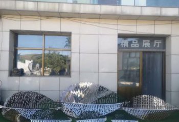 重庆镂空不锈钢树叶雕塑