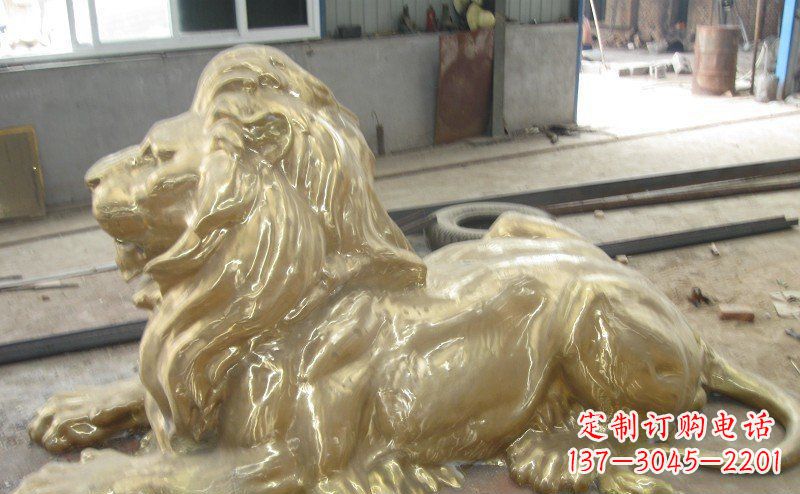 重庆趴着的西洋狮子铜雕 (4)