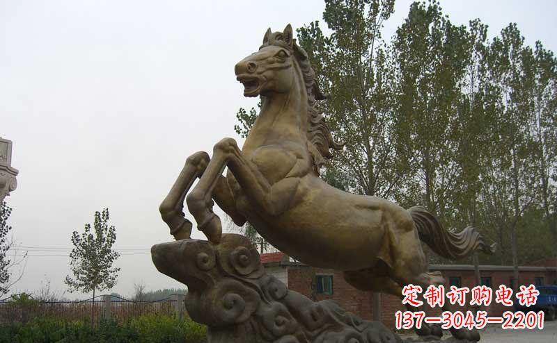 重庆企业奔马景观铜雕