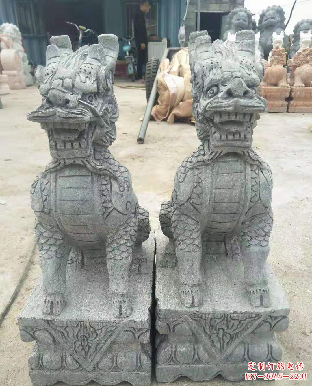 重庆古典雅致的麒麟石雕