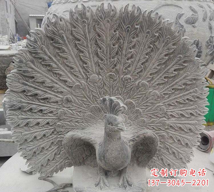 重庆青石仿古孔雀开屏石雕