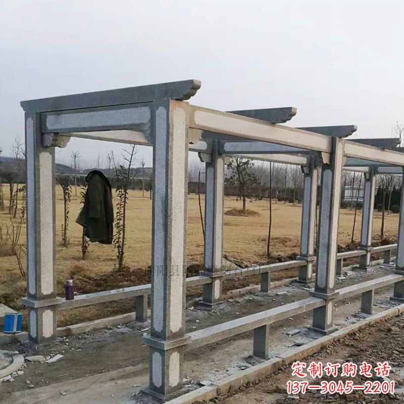 重庆青石花架雕塑是由技艺精湛的艺术家设计并制…