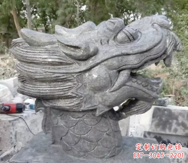 重庆青石龙头雕塑