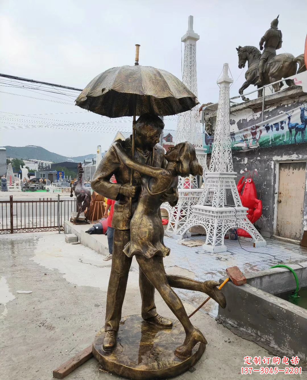 重庆真爱永恒,浪漫情侣铜雕塑