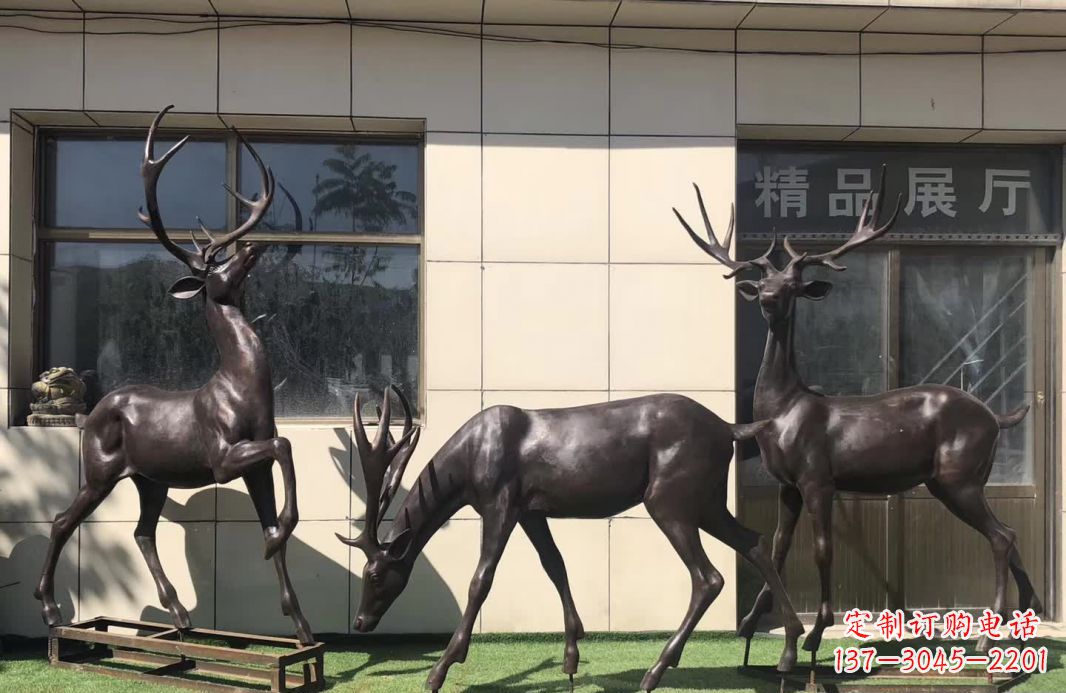 重庆群鹿铜雕塑,艺术精雕细琢