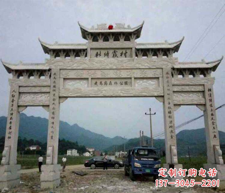 重庆三门牌坊石雕:细节讲究处处把精雕细琢