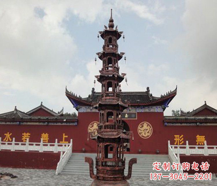 重庆三足铜香炉雕塑,精美绝伦