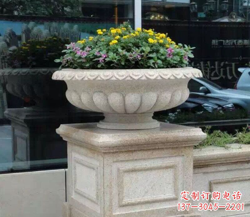 重庆精美大理石花盆雕塑