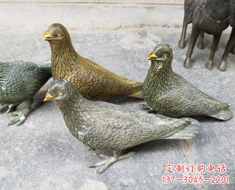 重庆中领雕塑:少女与和平鸽的象征