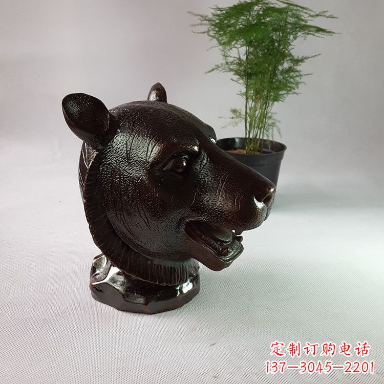 重庆注入传统元素的生肖铜雕