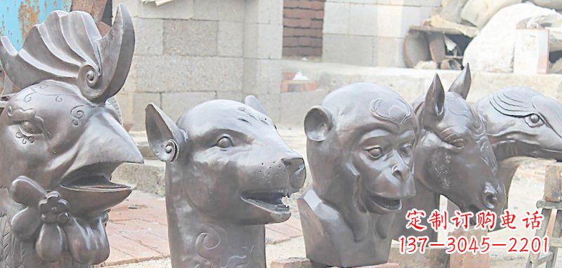 重庆十二生肖铜雕,独特的动物雕塑