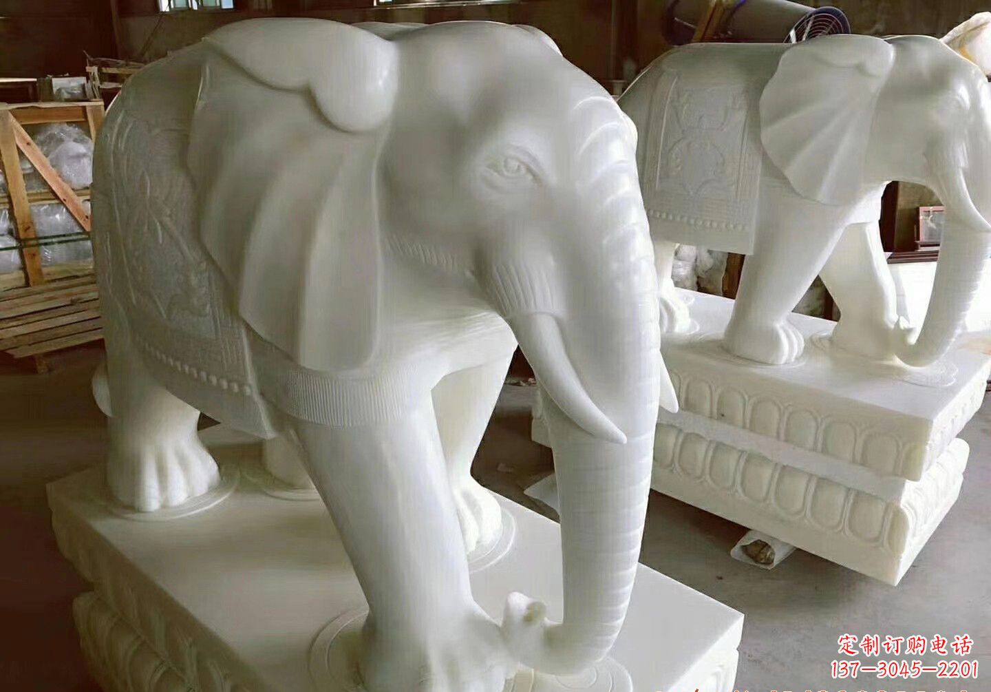 重庆石雕大象雕塑,展现大象优雅的身姿