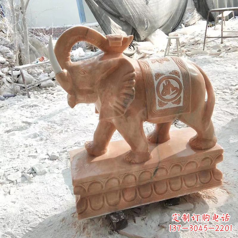重庆千百年大象雕塑,唤来招财、吉祥、安康