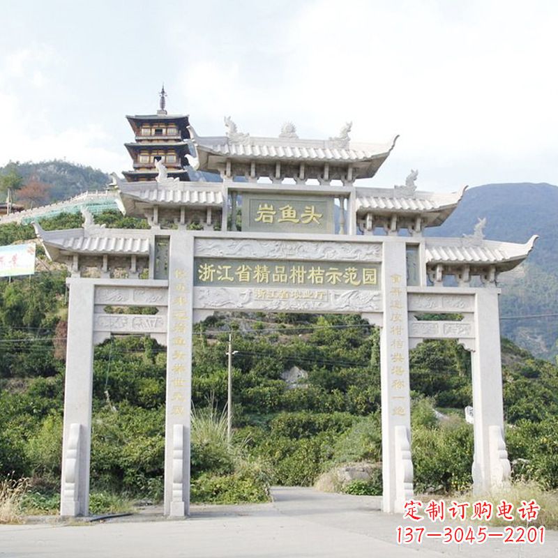 重庆精美的牌楼雕塑,象征着一种贵族文化