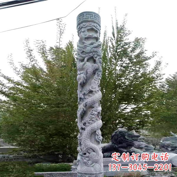 重庆华贵典雅的石雕盘龙柱雕塑