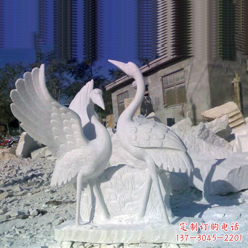 重庆石雕仙鹤低头
