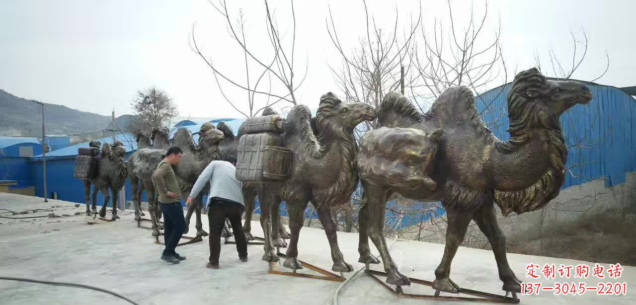 重庆丝绸之路骆驼雕塑