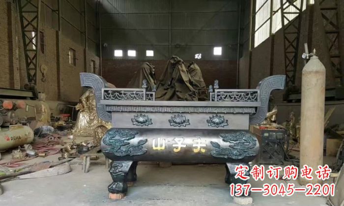 重庆寺庙香炉铜雕_2