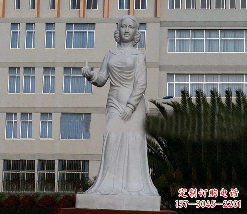 重庆提灯天使弗洛伦斯·南丁格尔石雕 (2)