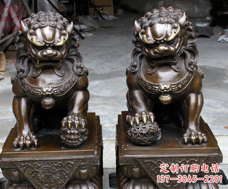 重庆天安门铜狮子