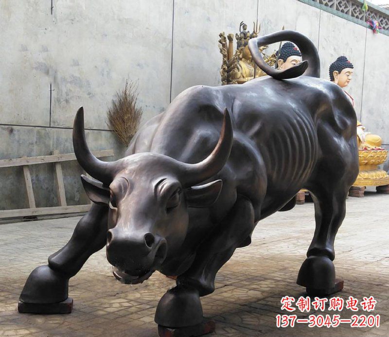 重庆铜雕广场华尔街动物牛 (2)