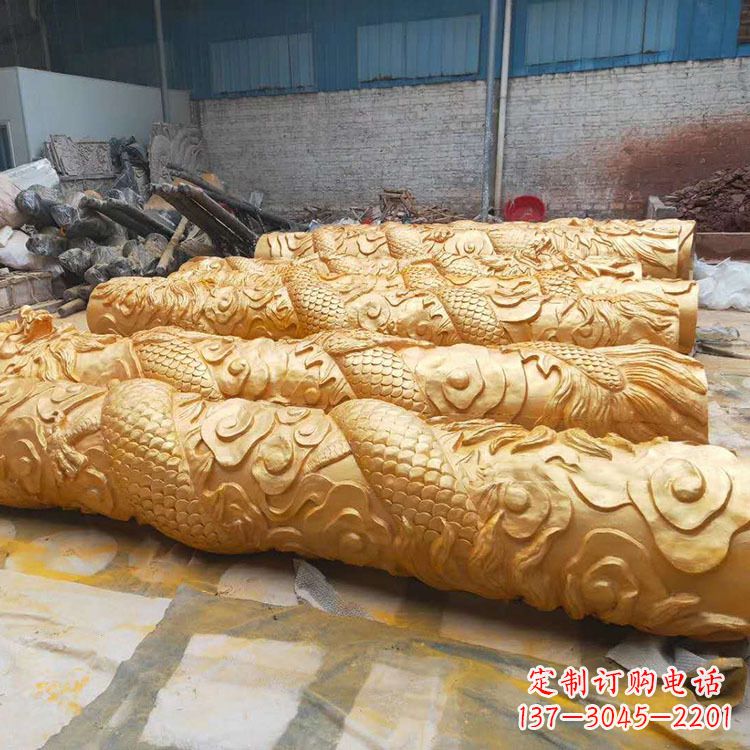 重庆铜雕广场龙柱