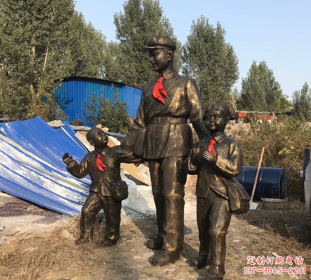 重庆铜雕校园雷锋雕塑
