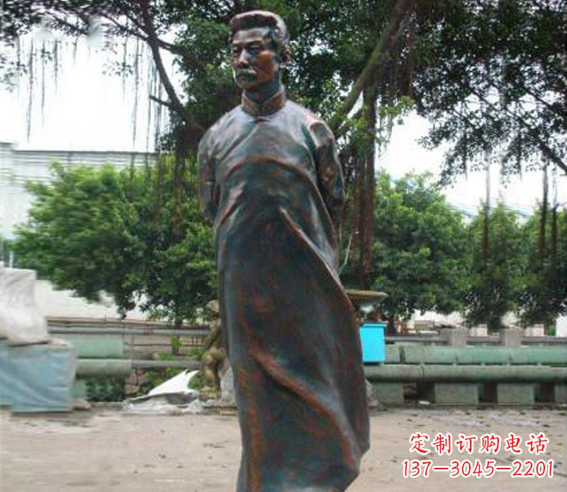 重庆铜雕校园鲁迅人物雕像摆件