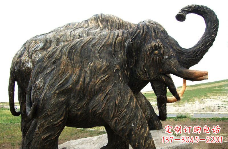 重庆铜雕长毛象动物雕塑