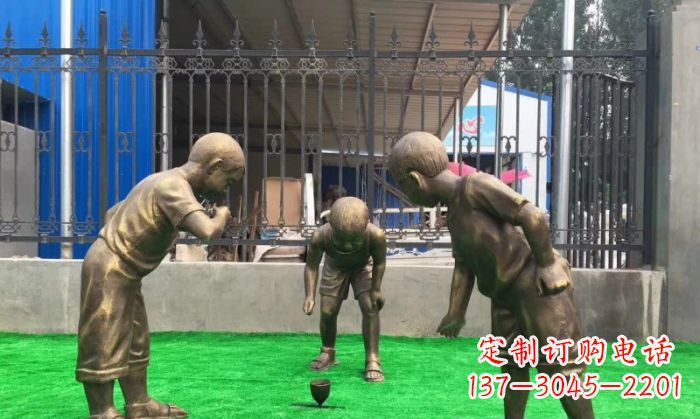 重庆玩陀螺儿童铜雕