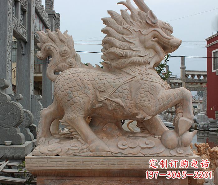 重庆晚霞红古代神兽麒麟石雕