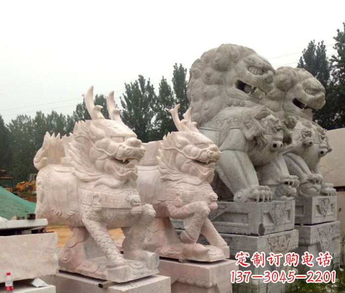 重庆晚霞红瑞兽麒麟石雕