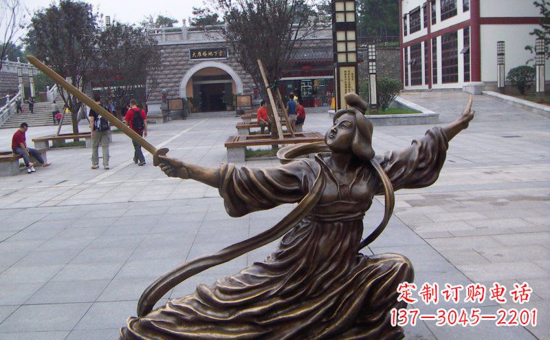 重庆舞剑的古代美女古代人物铜雕
