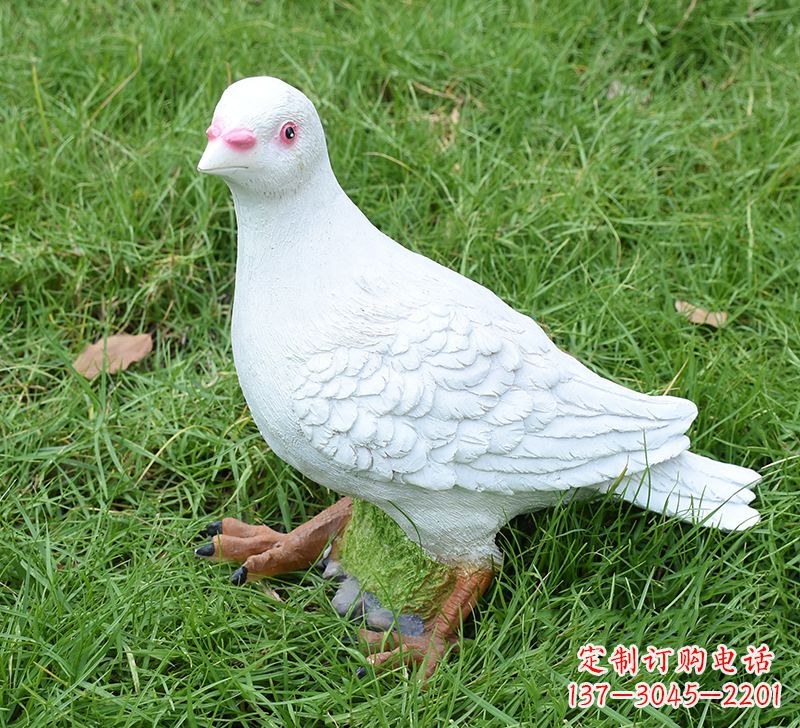 重庆西方的鸽子雕塑