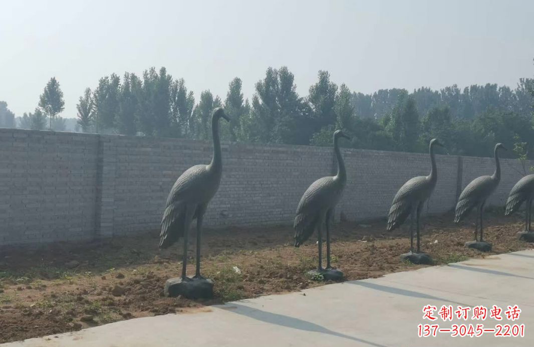 重庆仙鹤抽象铜雕