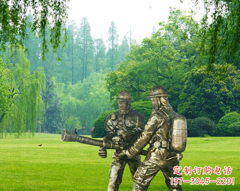 重庆消防员灭火铜雕