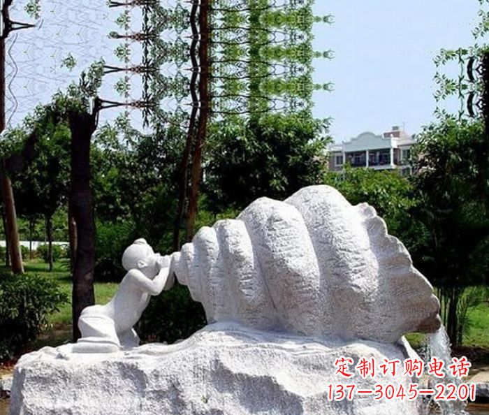 重庆小区景观小孩吹螺号石雕