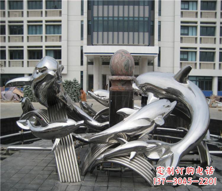 重庆校园不锈钢海豚海浪雕塑
