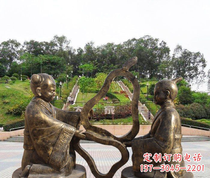 重庆校园抽象孔融让梨铜雕
