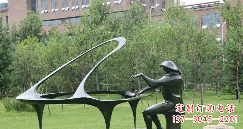 重庆校园弹钢琴景观铜雕