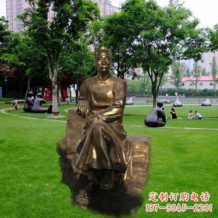 重庆校园名人鲁迅先生玻璃钢仿铜雕像