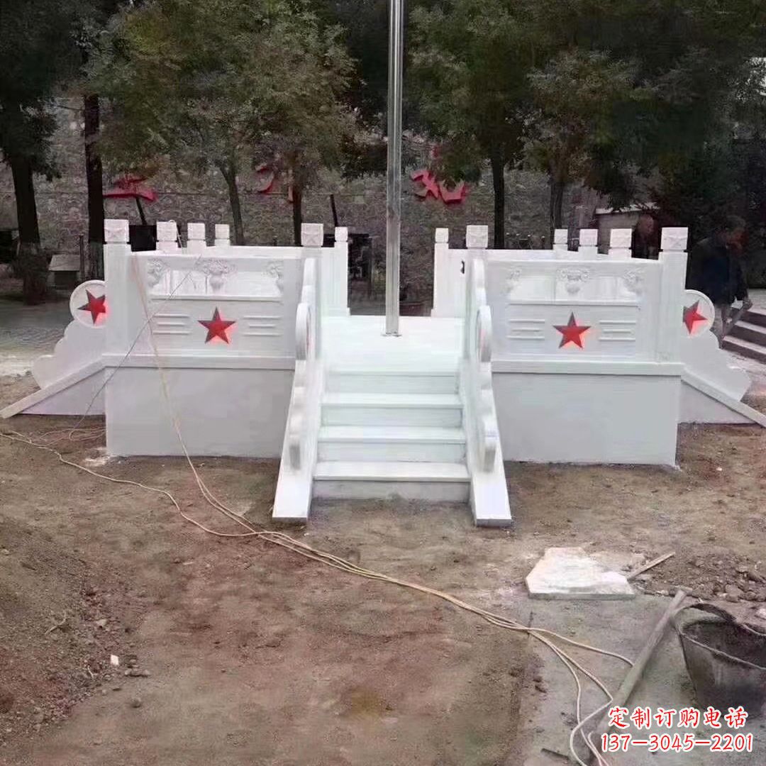 重庆学校校园升国旗台